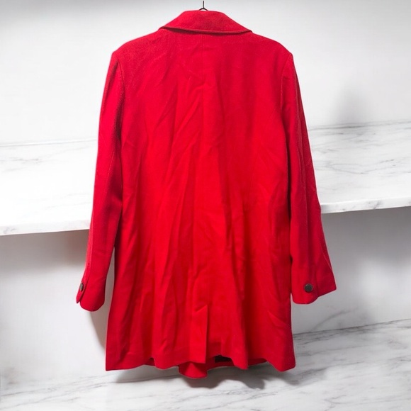 Liz Claiborne Red Trench Coat with Notched Lapel and Wool Blend - Picture 2 of 6